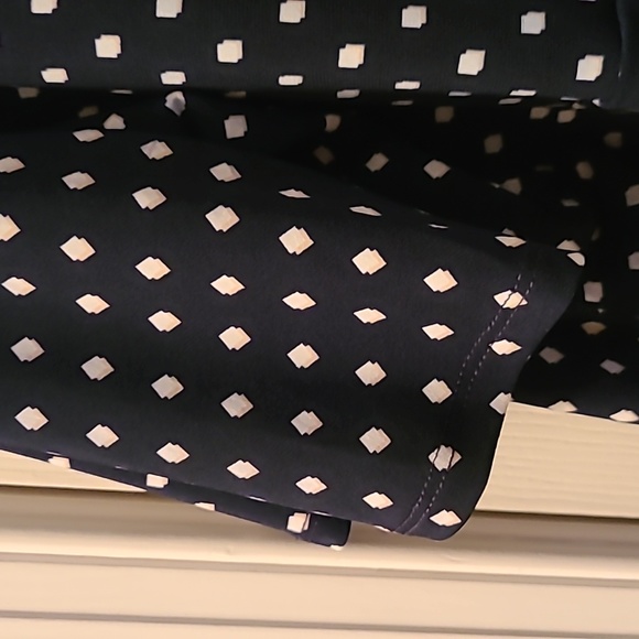 LIZ CLAIBORNE WOMEN'S PLUS SIZE PETITE BLUE & WHITE DOT CRISSCROSS TOP SIZE PXXL - Picture 5 of 13